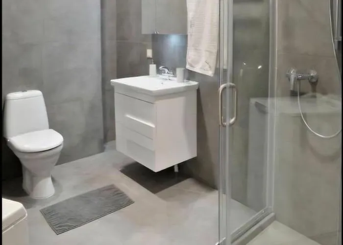 Apartament Happy Lux Apartment, Self Check, Parking, Tilto Str