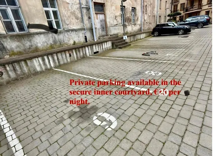 Apartament Happy Lux Apartment, Self Check, Parking, Tilto Str