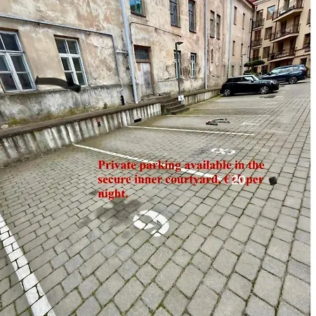 Apartmán Happy Lux Apartment, Self Check, Parking, Tilto Str